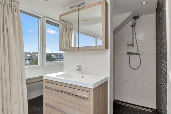 05 Badkamer 01.jpg